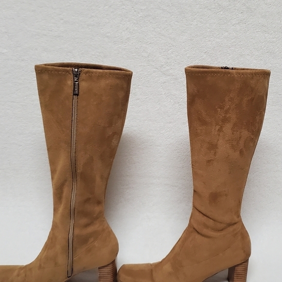 VINTAGE 90s Candies Caramel Faux Suede Stacked Heel Square Toe Knee High Boots 8 - Picture 7 of 16